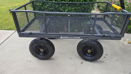 Gorilla Carts Heavy-Duty Steel Mesh Garden Cart