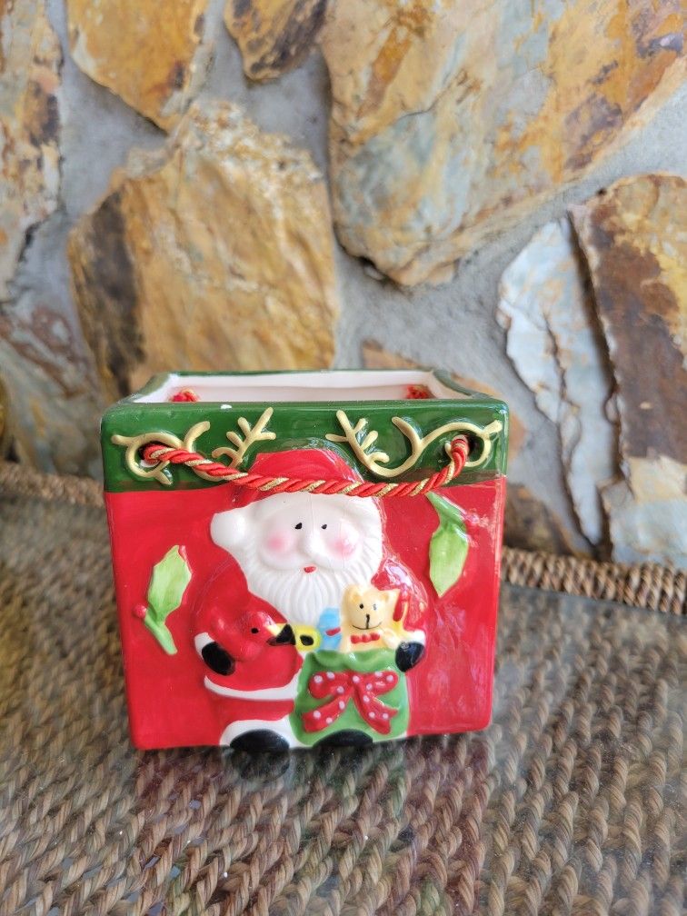 Small Ceramic Holiday Pots 