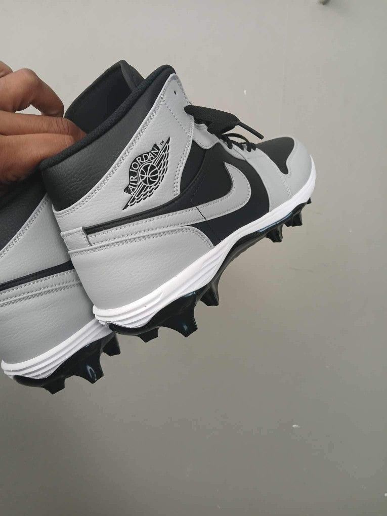 Jordan 1 Cleats Size 12 