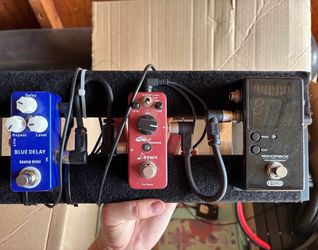 Donner Morpher/Monoprice Tuner/ Blue Delay