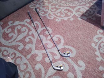 Golf clubs