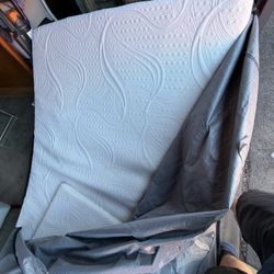 Full Size Mattress - FREE