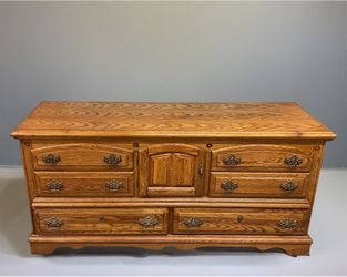 Webb Furniture Oak Dresser