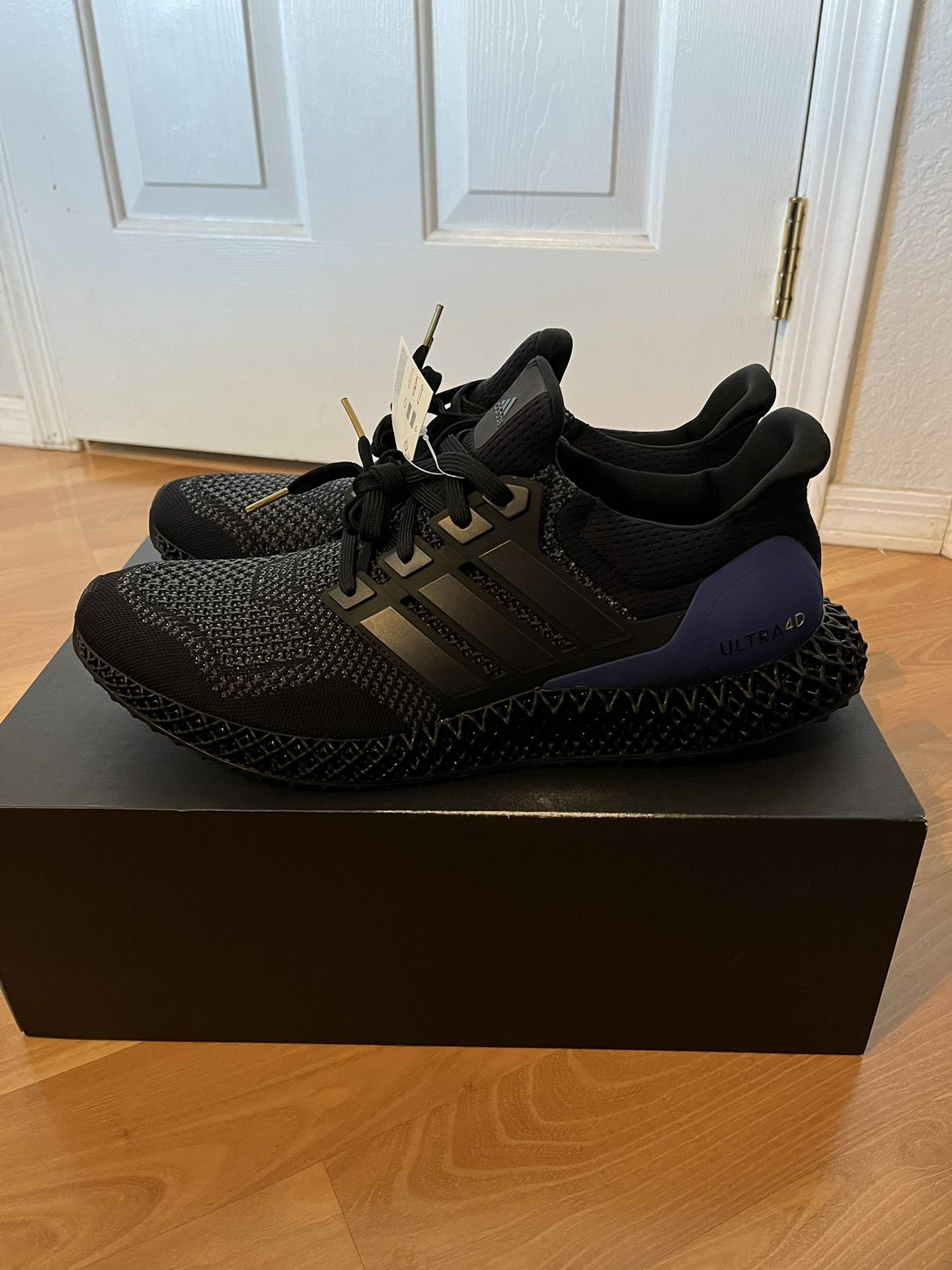 Adidas Ultra 4D (size 14)