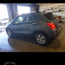 2018 chevrolet Trax. $4800 OR BEST OFFER