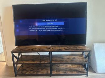 tv stand and tv