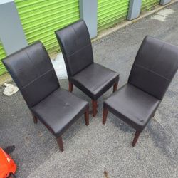 Set Of 4 Dining Chairs 