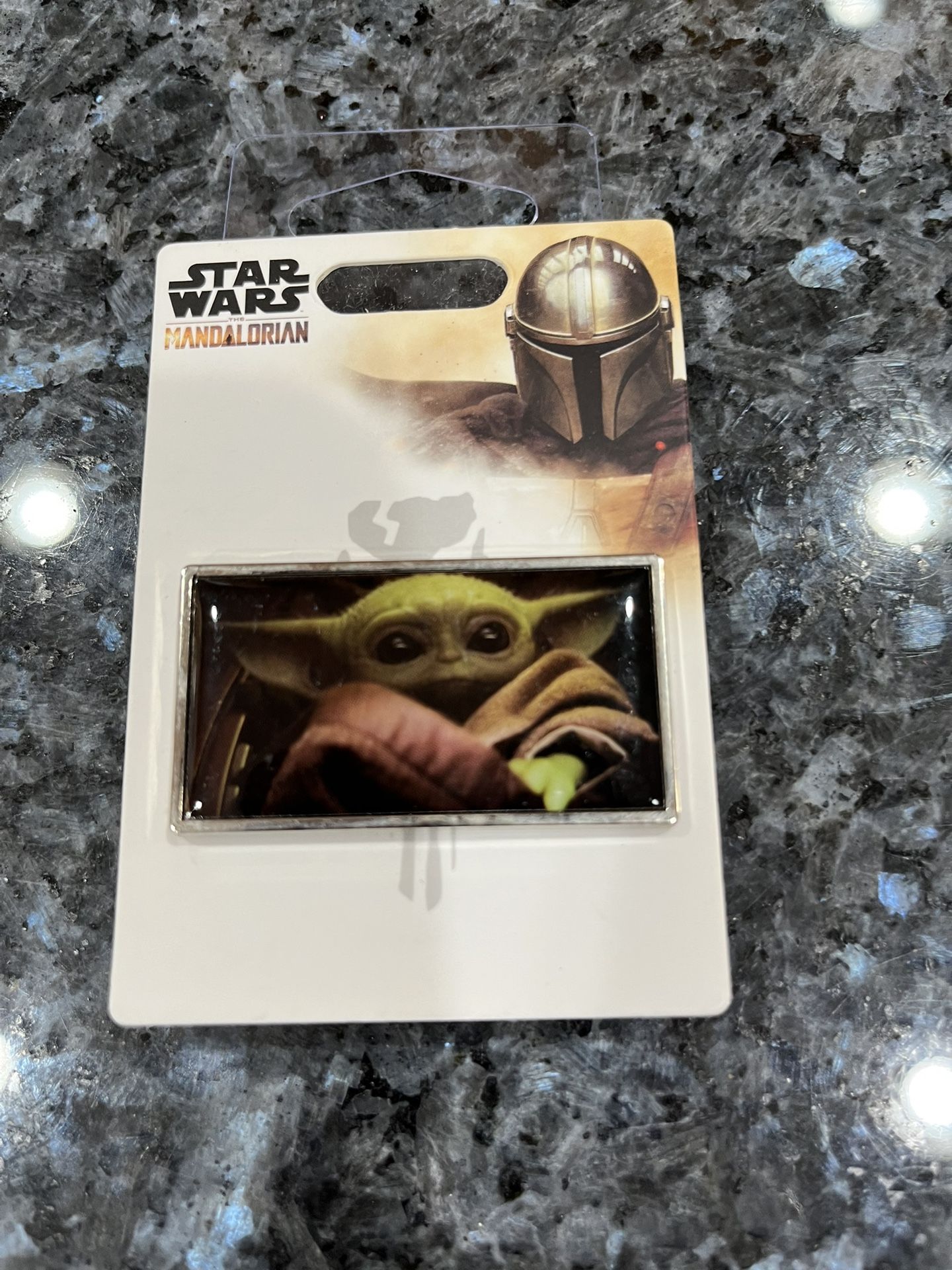 Disney 2020 Lucas Films Star Wars The Mandalorian The Child Portrait Baby Yoda Trading Pin. Brand new on original card.