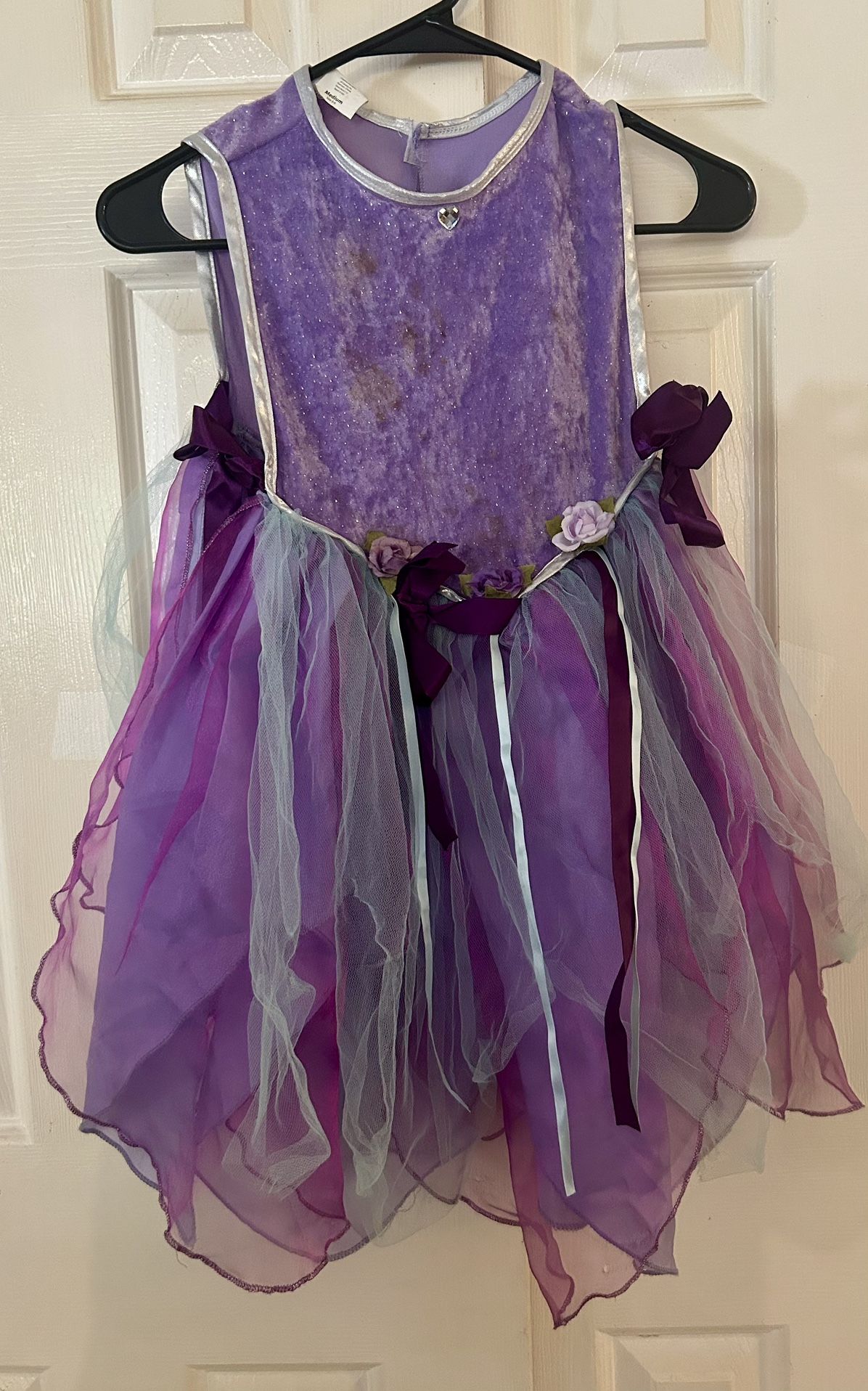 Halloween Girls Purple Princess Dress With Sequins And Flowers Excellent Pre Owned Condition