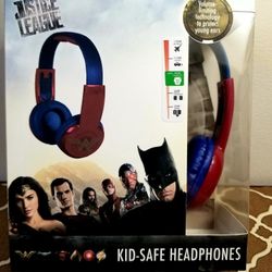 DC JUSTICE  LEAGUE  WONDER WOMAN KID'S SAFE  HEADPHONES 