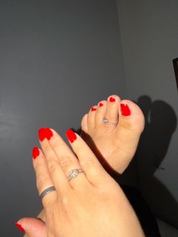 Cute toe/ nice toe ring. Cute hand ring / nice hand ring