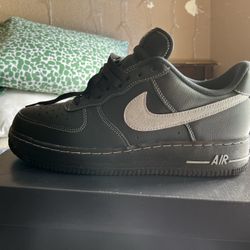Air Force 1s 07 ,LV8 Warn Once (READ DESCRIPTION)