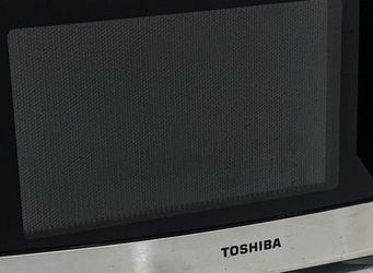 Toshiba .9 Cu. Ft. Microwave