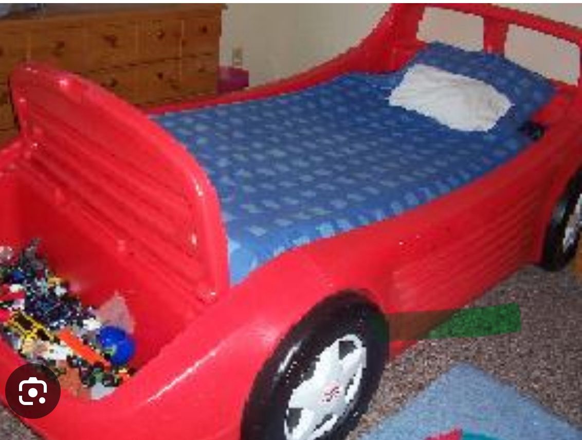 Race car bed
