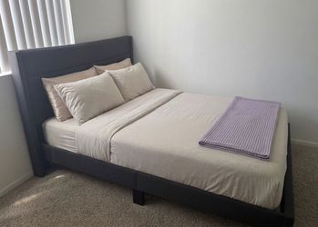 Full bed frame