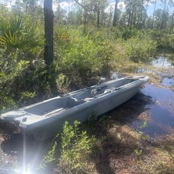 Ascend 133x Tournament Kayak For Sale