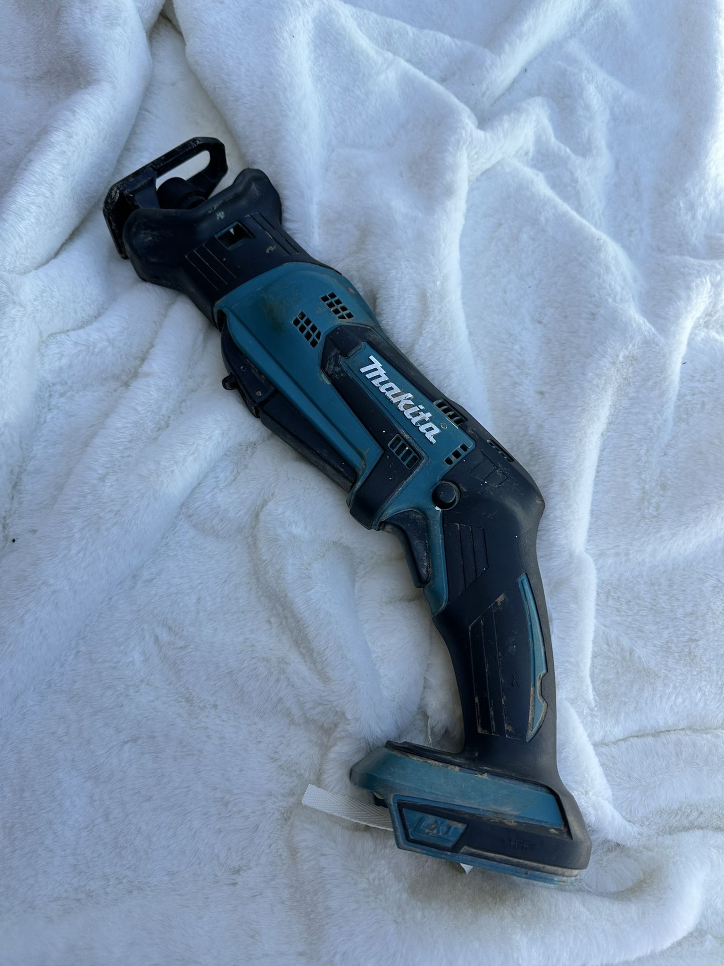 Makita Mini Saw Saw