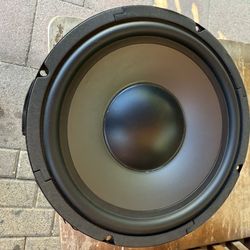 Polk Audio subwoofer speaker