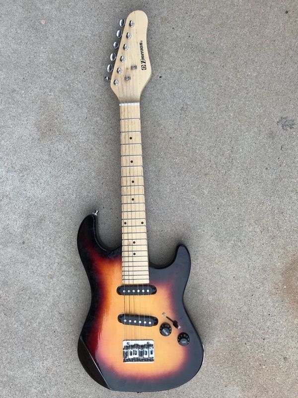 EMERSON SUNBURST ELECTRIC 31” GUITAR, 6 STRING INSTRUMENT