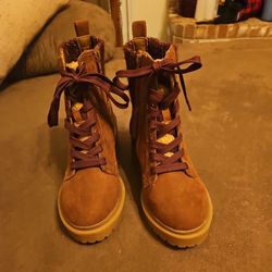 New Cute Womans Boots