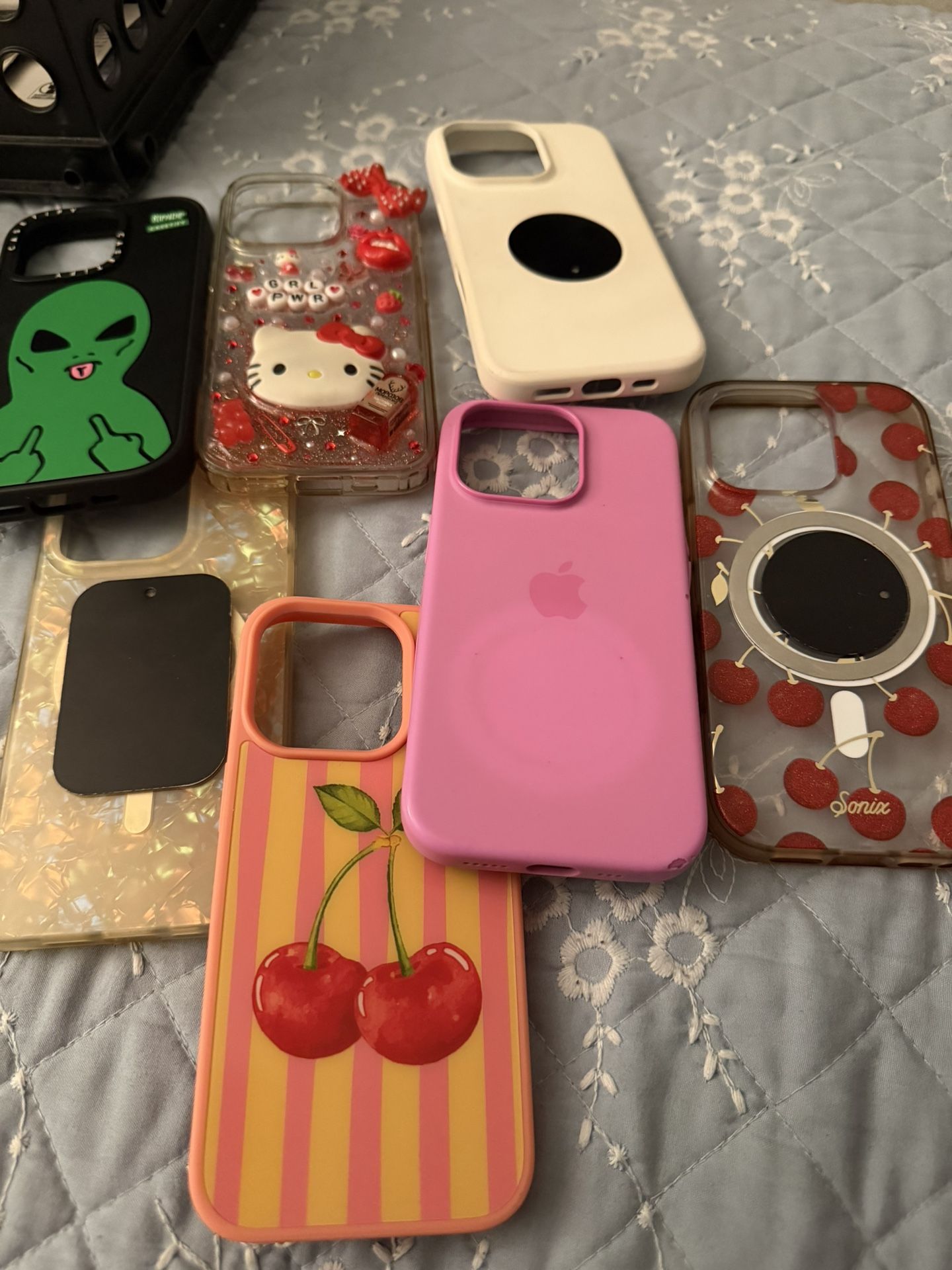 FREE IPHONE 16 PRO CASES