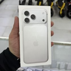 iPhone 17 Pro Max 512GB Unlocked! Finance For $50 Down Payment!!