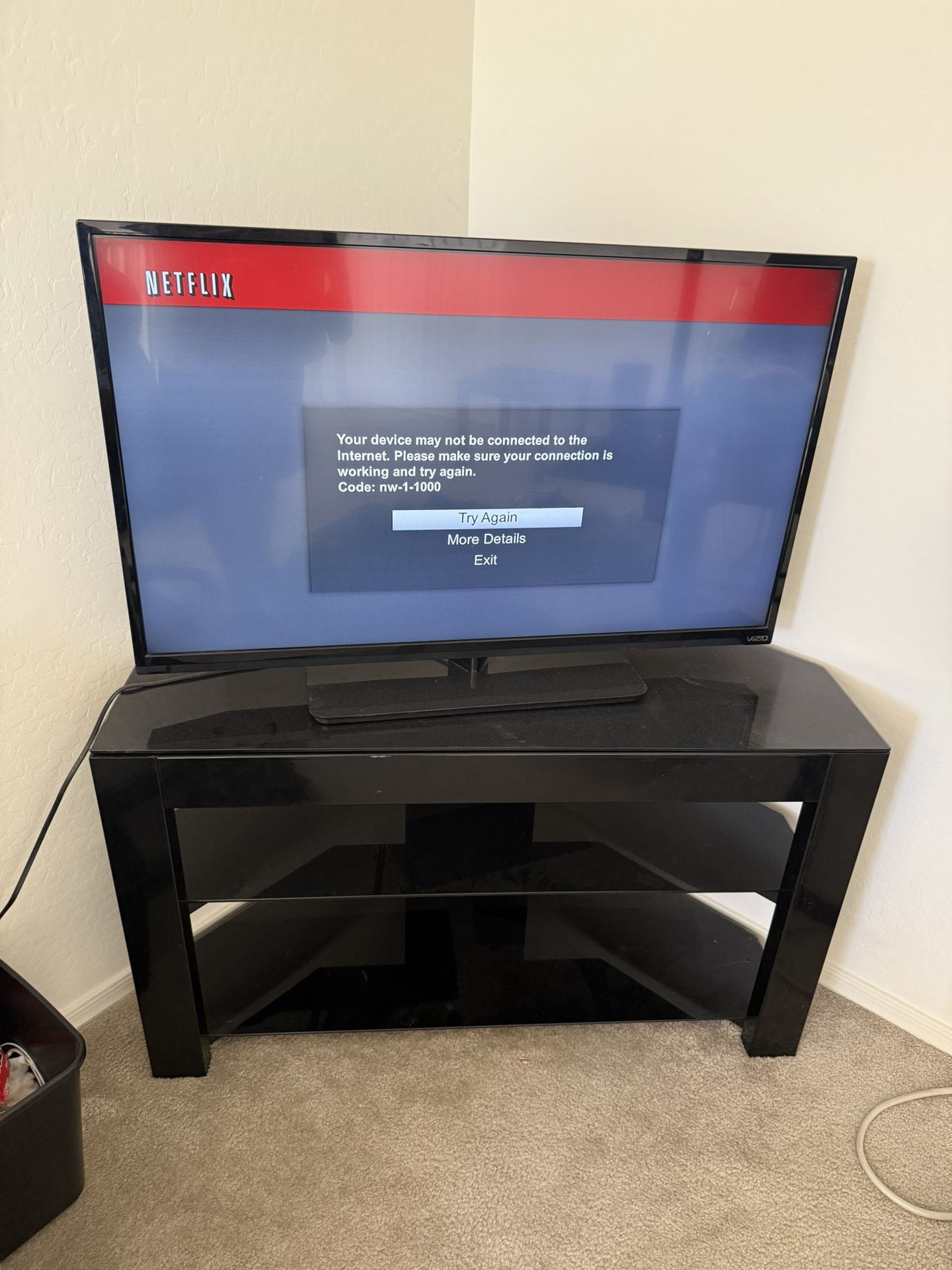 TV & Entertainment Center