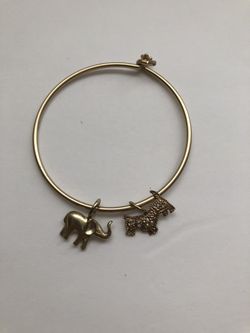 Gold elephant dog bracelet