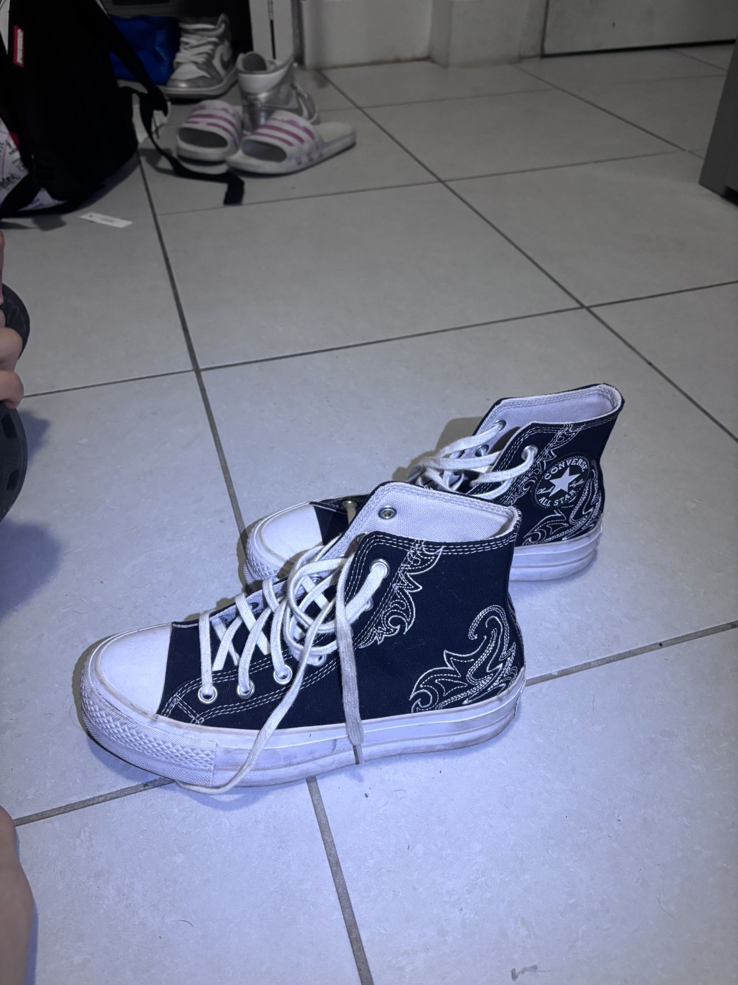 Converse