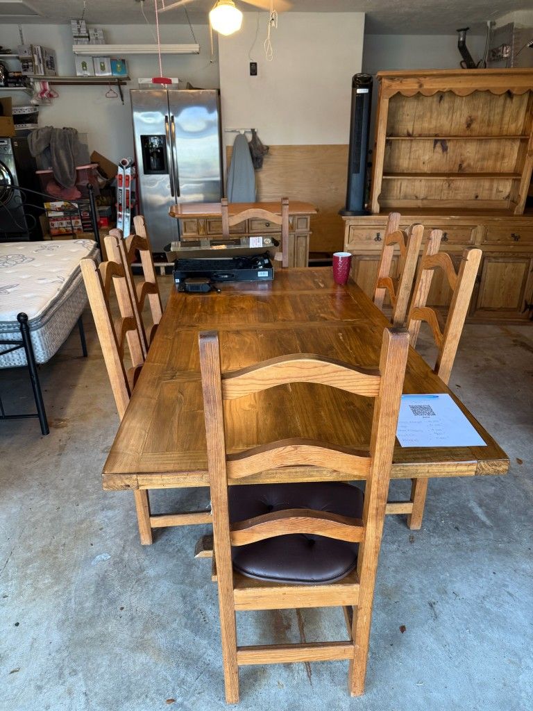 Kitchen Table And Chairs
