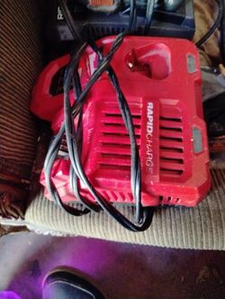RIDGID LI LTHIUM ION 18V AND A18 VOLT BATTERY AND MILWAUKEE PAPID CHARGER M12 M18 WITHOUT THE CHARGER