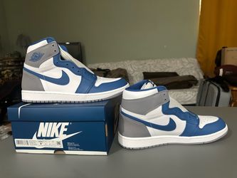 Air Jordan 1 Retro High OG True Blue Size 9.5M