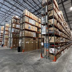 Industrial Teardrop Pallet Racks Beams Uprights Wire Decks Material Handling Shelving Forklifts Warehouse Dock Plates