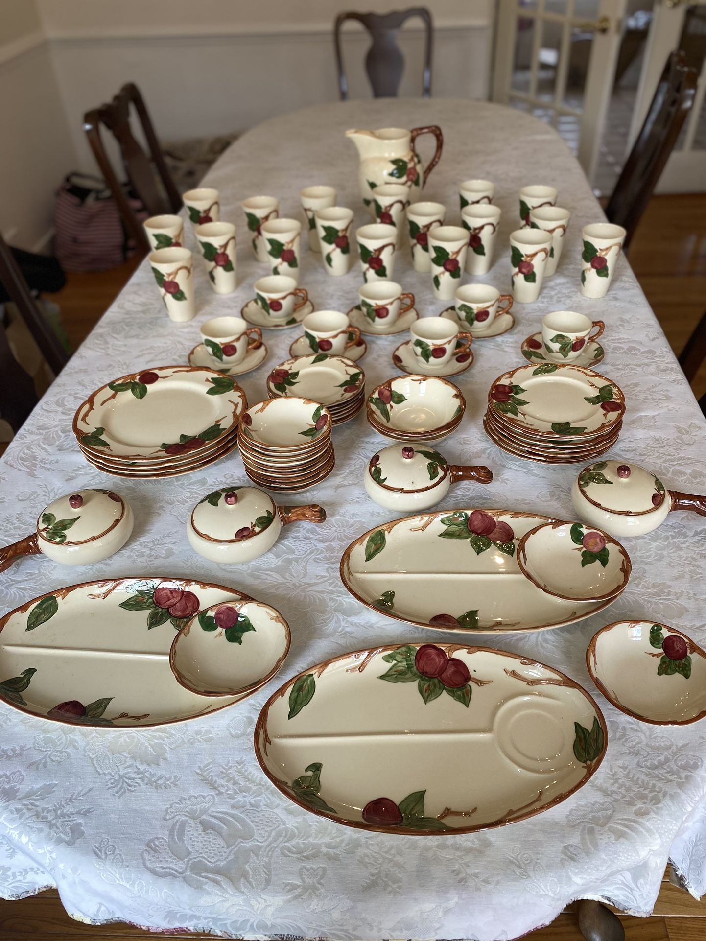 1950's Vintage Franciscan Apple Dinnerware 73 Ps