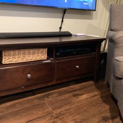 TV Stand 