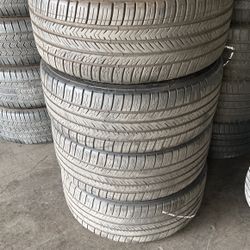235-45-18 Michelin Used Tire Set