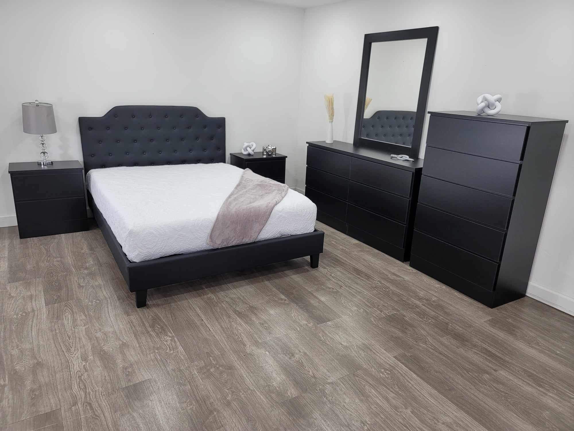 Brand New Bedroom Set / Juego de Cuarto Nuevo a Estrenar...