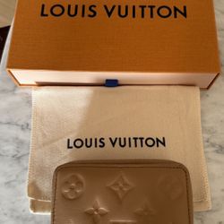 LV Wallet 