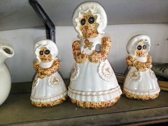 Vintage kitchen Granny trio