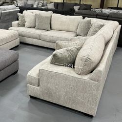 Rawcliffe 3 Piece Sectional With Reversible Cushions ⭐$39 Down Payment with Financing ⭐ 90 Days same as cash