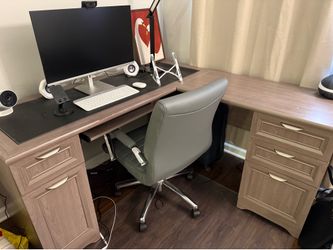 L-Shaped Office Desk + Executive Office Chair (negotiable)