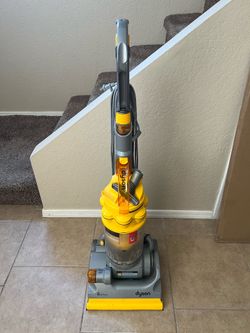 Dyson Vaccum