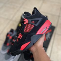 Jordan 4 Red Thunder size 9