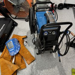 Miller Millermatic 211 Mig Welder, Argon Tank, Aluminum Gun, Extension Chord, Cart, PPE, Jackson Auto Helmet