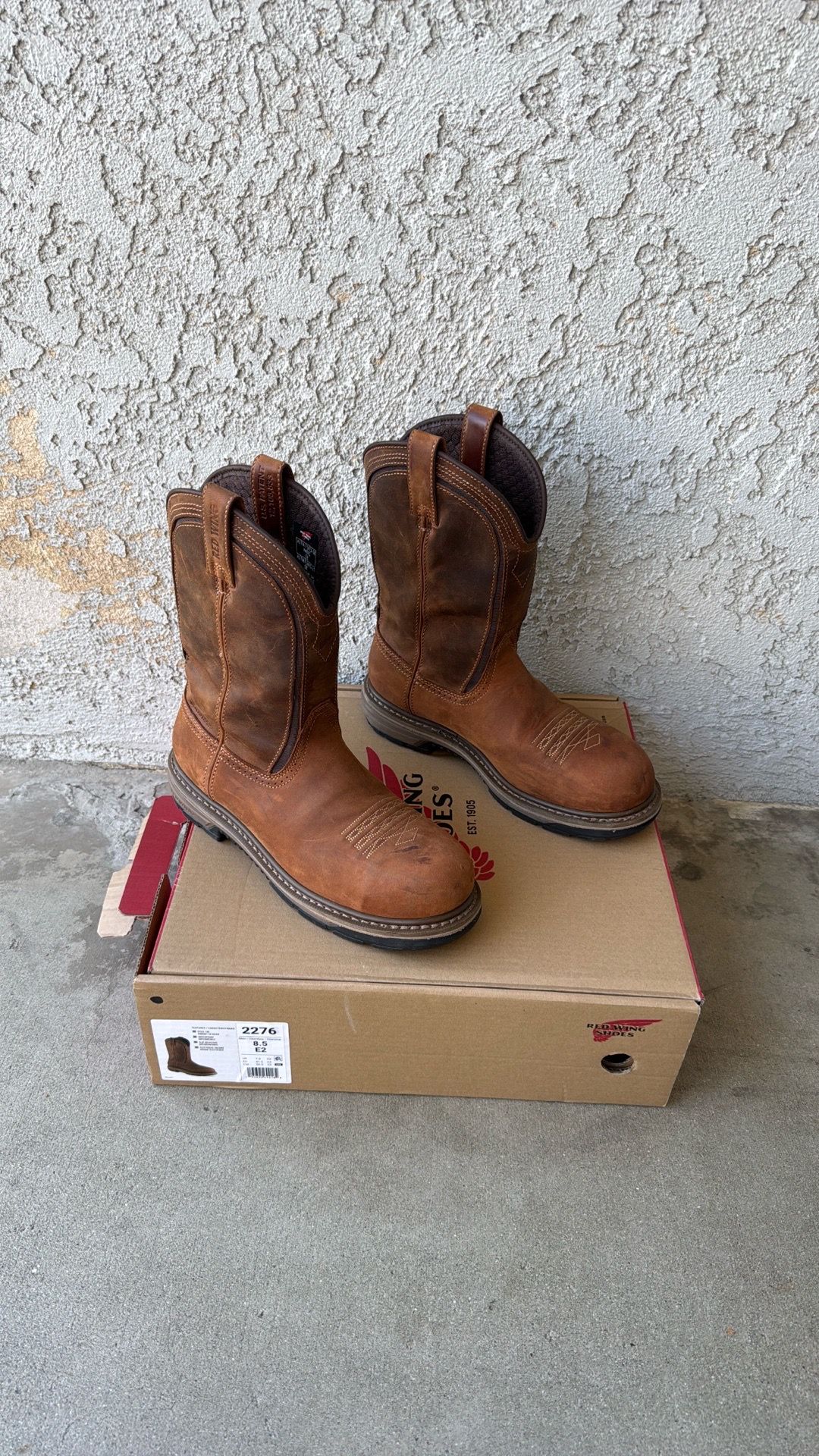 Red Wing Men’s Boots 8.5 Steel Toe