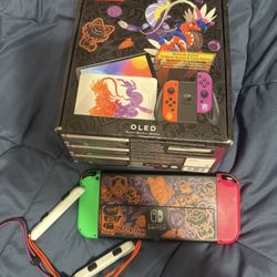 OLED Switch POKÉMON edition CIB Three Games Included 