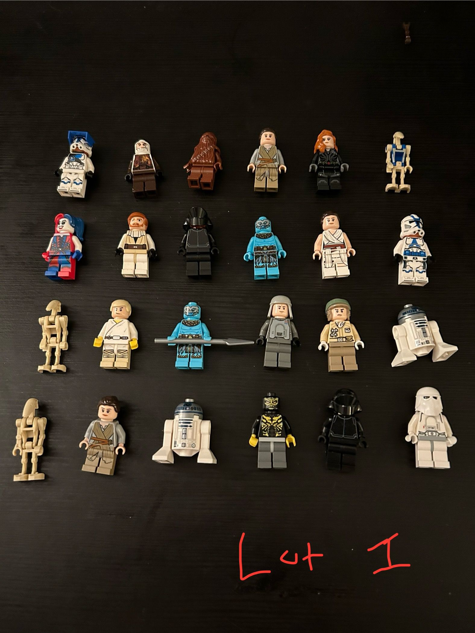 LOTS OF 20 LEGO BRAND MINIFIGURES (STAR WARS, SUPER HEROES, HARRY POTTER, MORE)