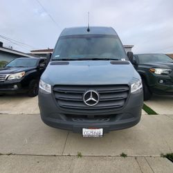 2021 Mercedes-Benz Sprinter 2500