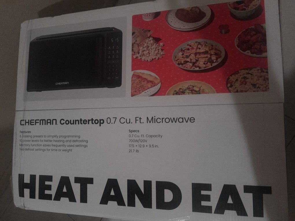 Chefman Coutertop Microwave