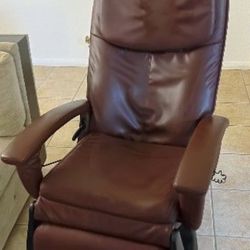 Massage Chair/ Recliner